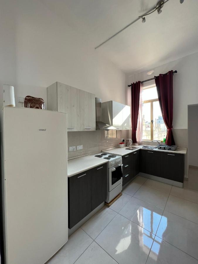 Room With Private Bathroom Sliema Luaran gambar