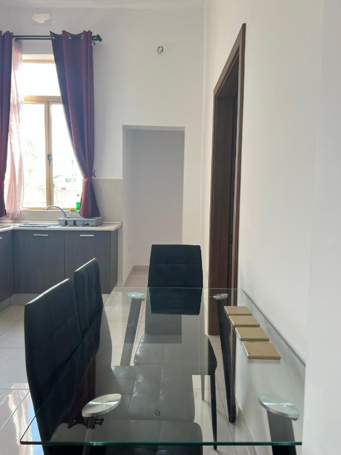 Room With Private Bathroom Sliema Luaran gambar