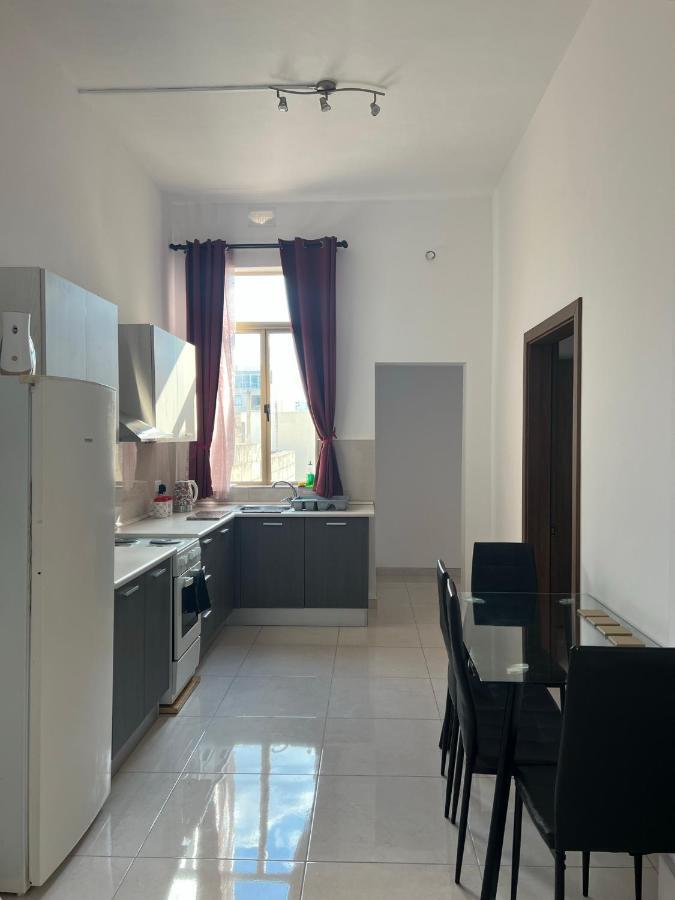Room With Private Bathroom Sliema Luaran gambar